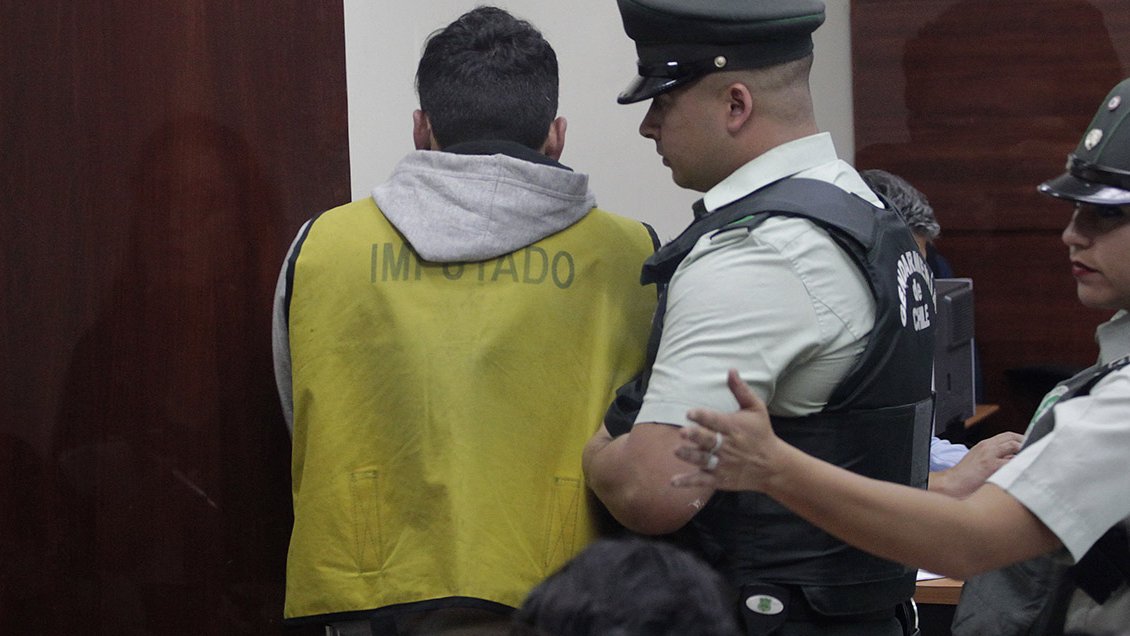 En internación provisoria quedó adolescente acusado por triple homicidio en Peñalolén
