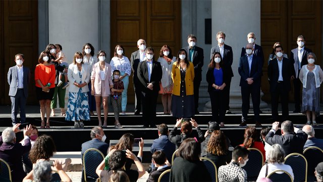 Gabriel Boric presentó al primer gabinete de su futuro Gobierno