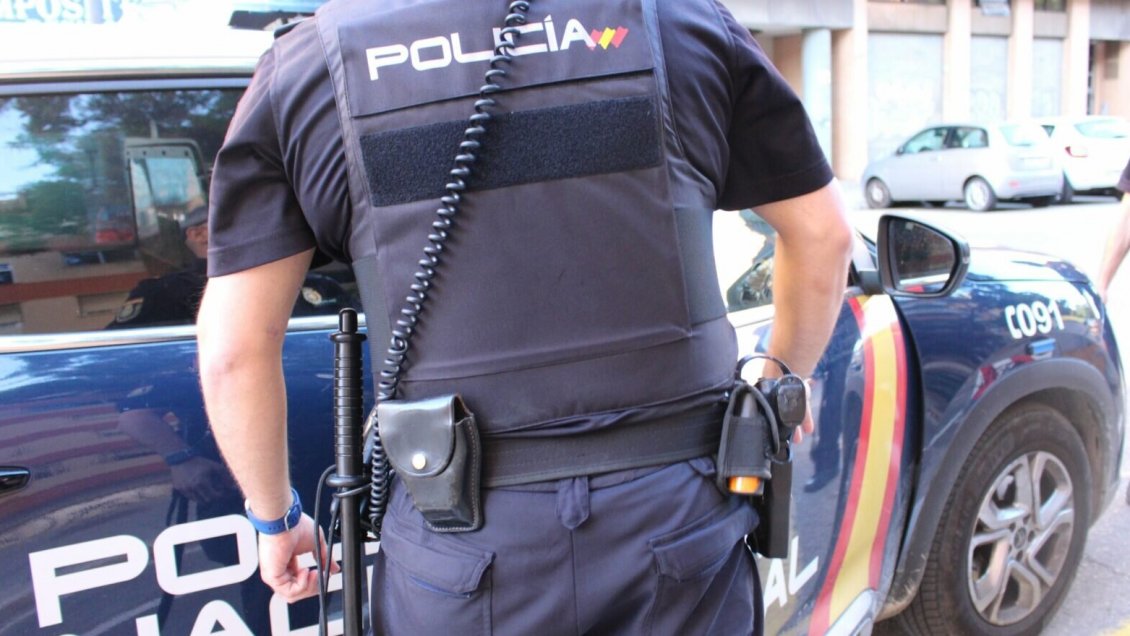 Cae en España red que falsificaba pases covid y PCR a famosos y delincuentes