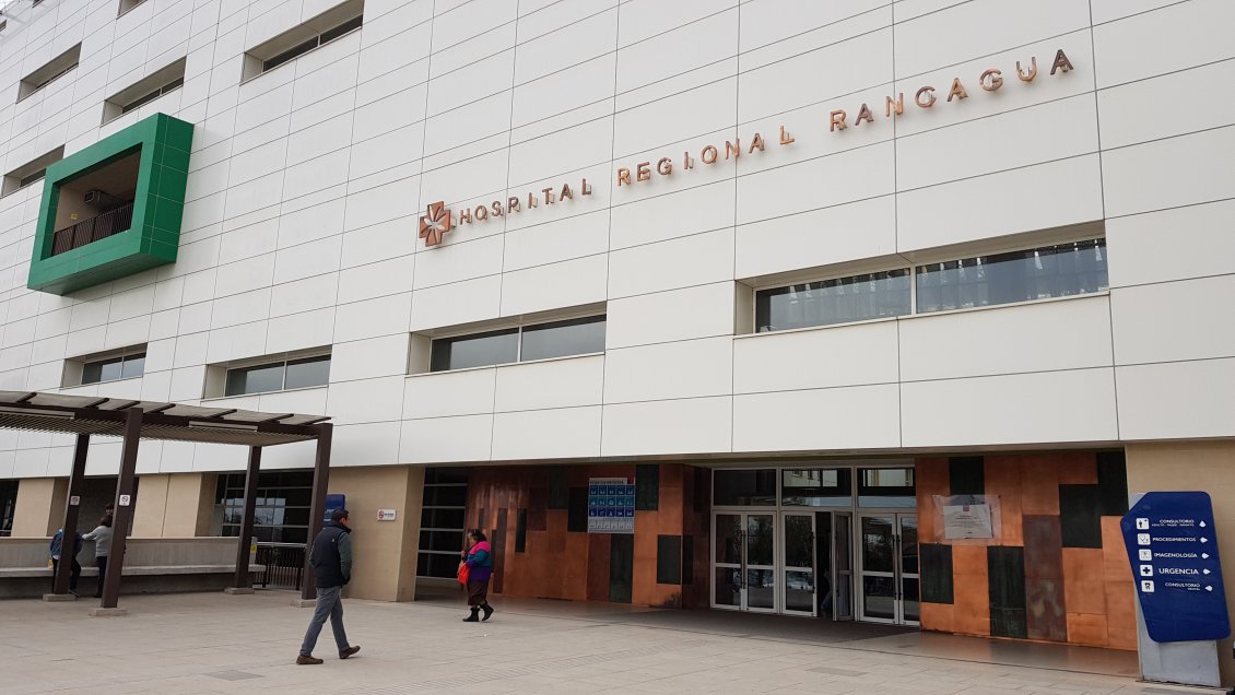 Hospital Regional Rancagua y de San Fernando suspenden visitas por alza de casos Covid-19