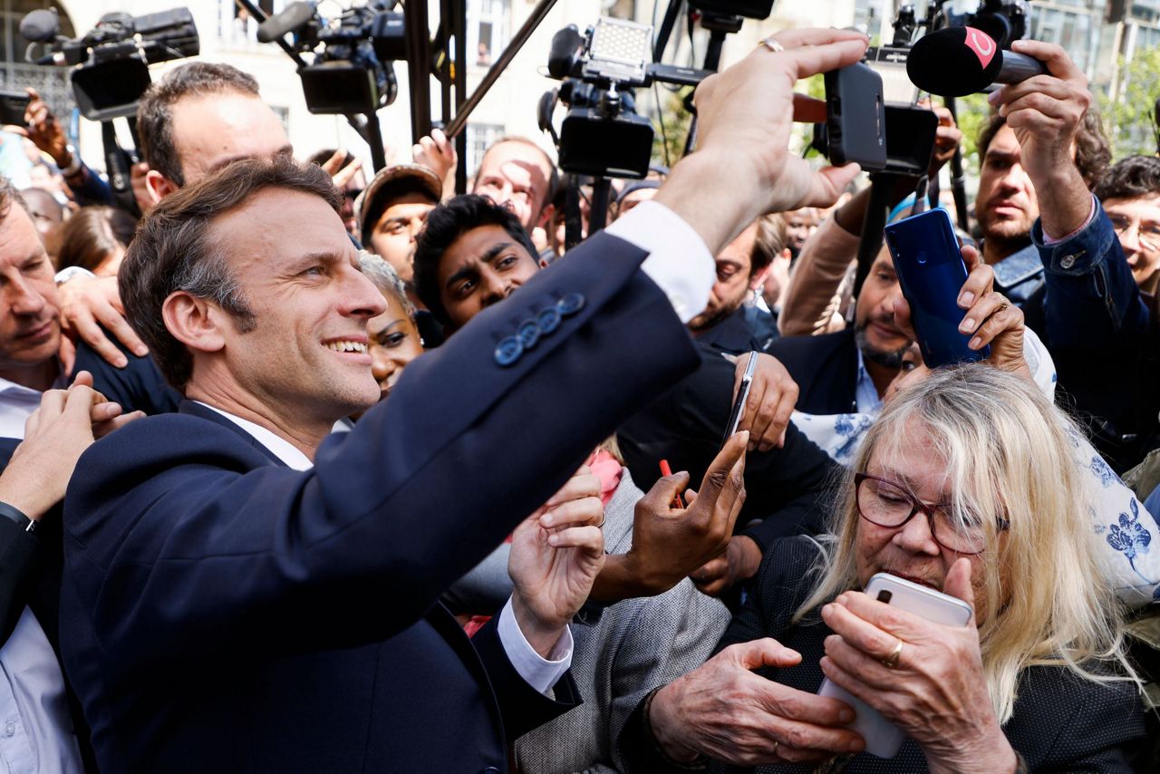 Los líderes alemanes, españoles y portugueses instan a los votantes franceses a elegir a Macron sobre Le Pen en las encuestas del 24 de abril
