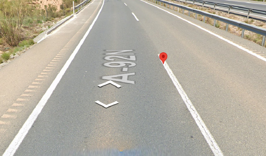 El siniestro ha tenido lugar este mediodía en la A-92N. /GOOGLE MAPS