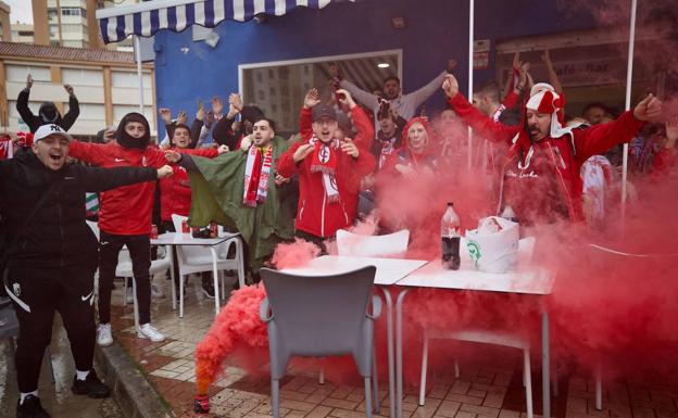 Ambiente en Málaga este jueves antes del partido./Fermín Rodríguez