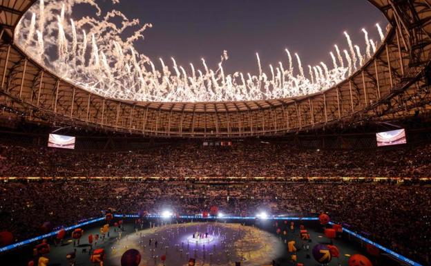 Imagen correspondiente a la ceremonia de clausura del Mundial de Qatar. /