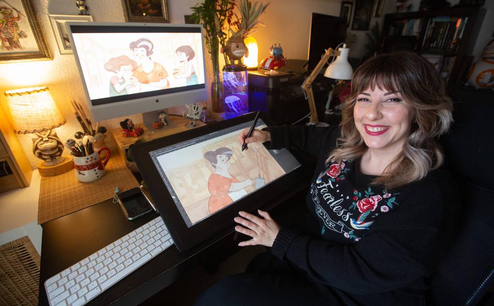 Elysa Castro trabaja en el despacho de casa en una de las ilustraciones del cortometraje. /ALFREDO AGUILAR