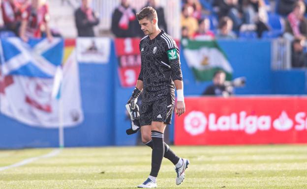 Raúl Fernández vuelve a la portería en la que Adri López cumplió