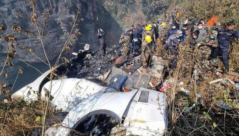 Se Estrella Avión En Nepal: Continúa La Búsqueda De La Última Persona Desaparecida