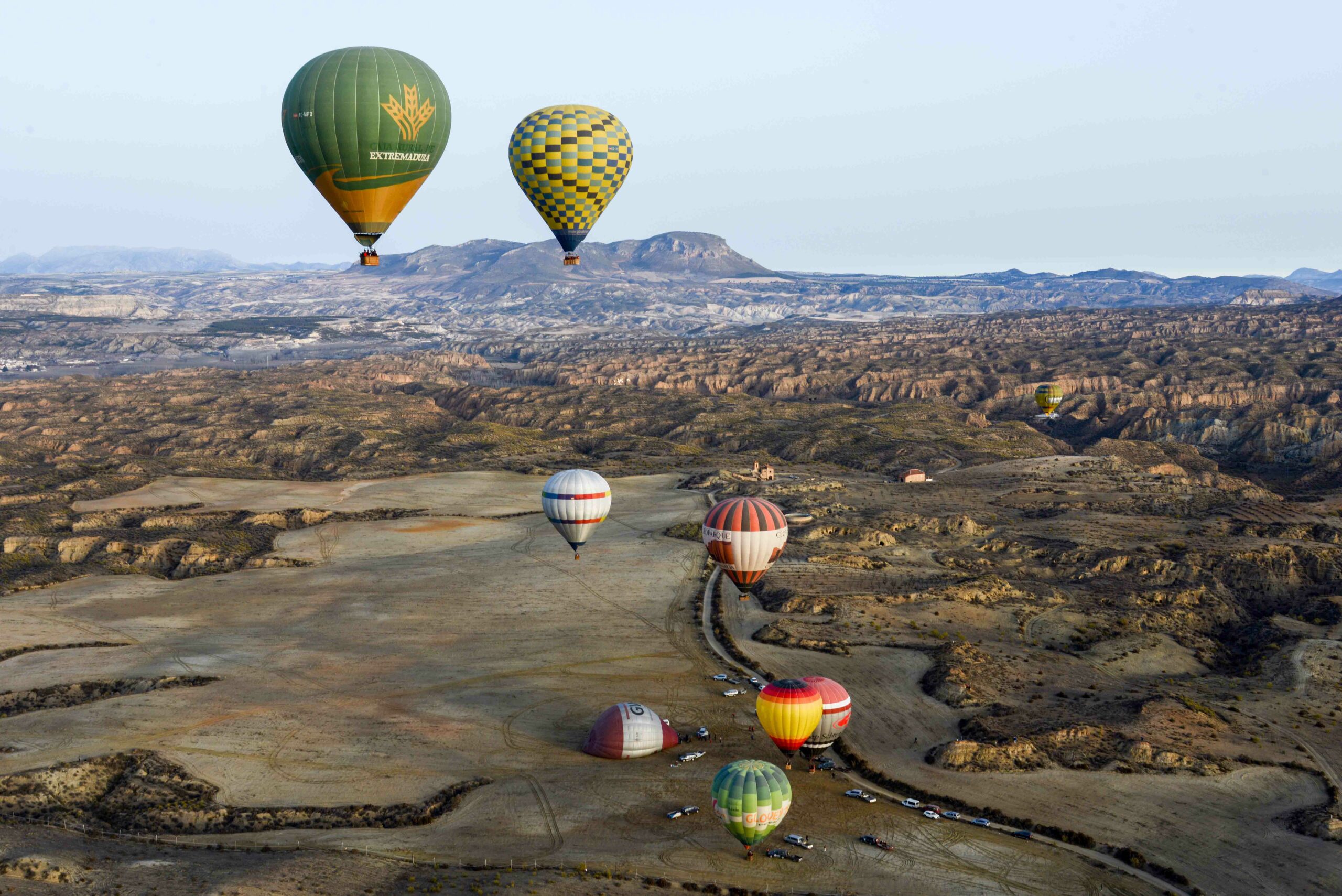 Globos aeroestáticos inician su vuelo sobre el Geoparque en la edición de 2020 del festival./Torcuato Fandila