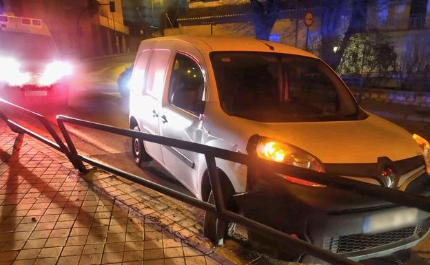 Así quedó el vehículo tras el accidente en la Carretera de Murcia./Policía Local