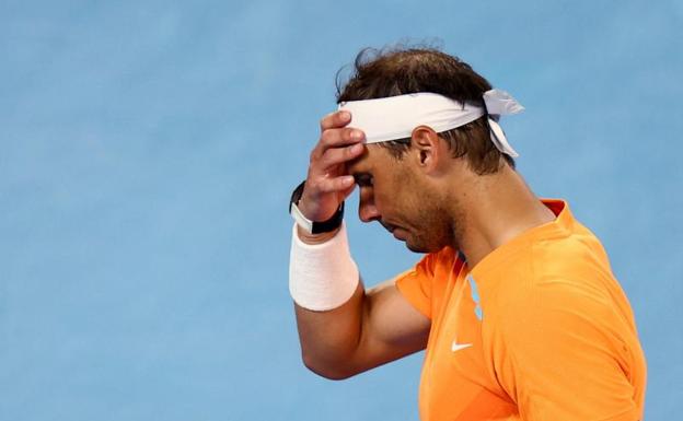 Nadal, preocupado durante su partido ante McDonald/REUTERS